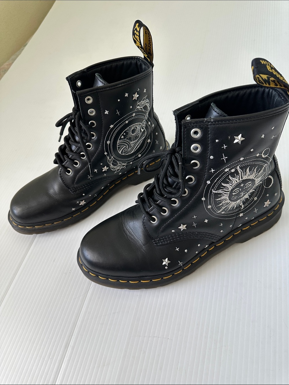 Dr. Martens 1460 Cosmic Embroidered Leather Lace Up Boots Black, 10 (42) - Picture 5 of 14